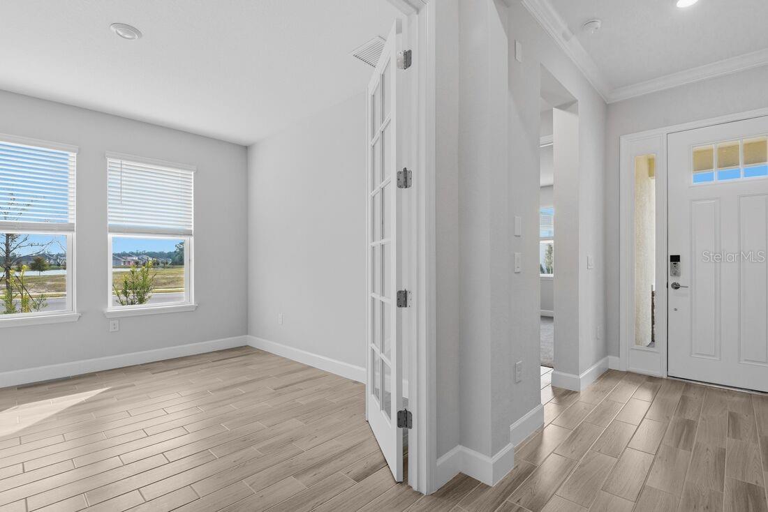 Image 30 of 53 For 545 Moon Shell Circle