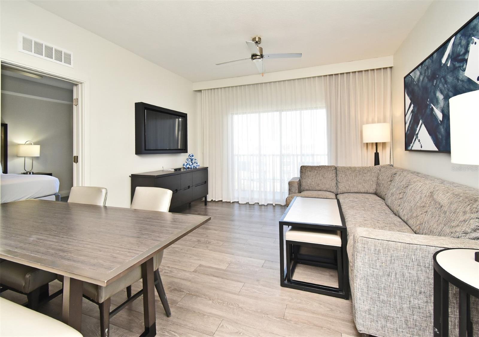 Image 12 of 53 For 14501 Grove Resort Avenue 3704