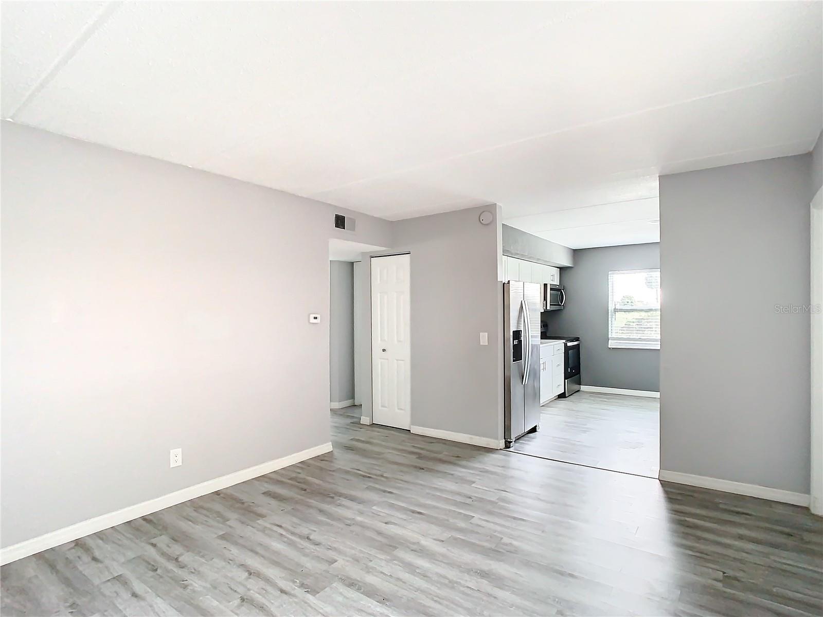 Image 3 of 10 For 734 Michigan Court 2