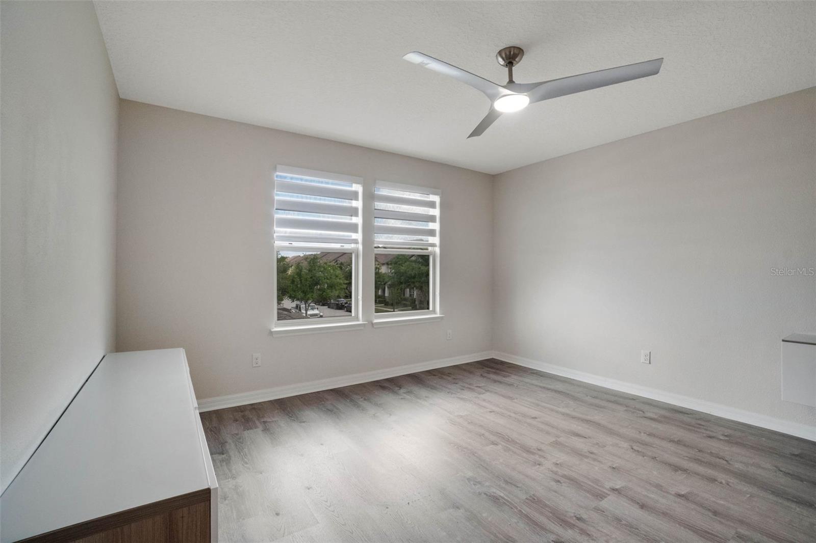 Image 14 of 35 For 5089 Caspian Street