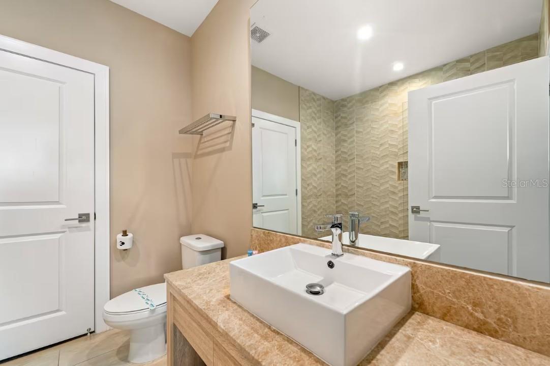 Image 23 of 36 For 7513 Brooklyn Drive
