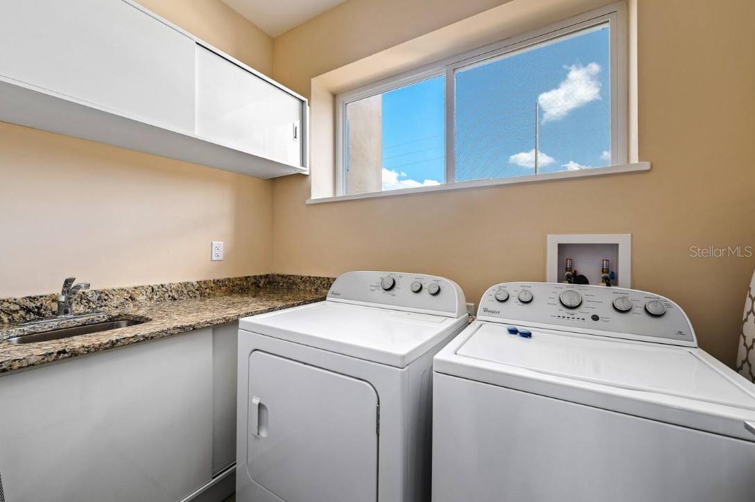 Image 33 of 42 For 3228 Brasilia Avenue