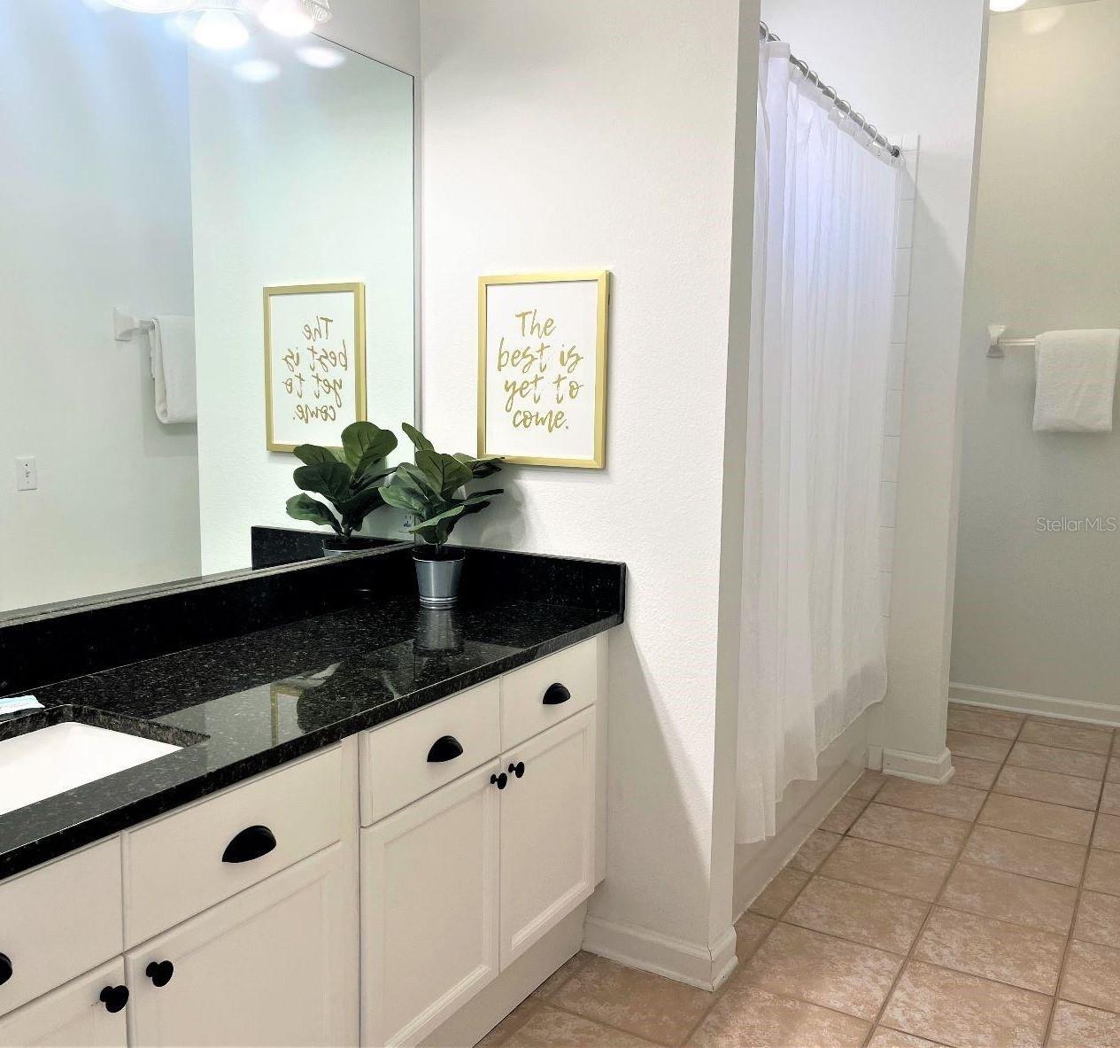 Image 12 of 44 For 8023 King Palm Circle