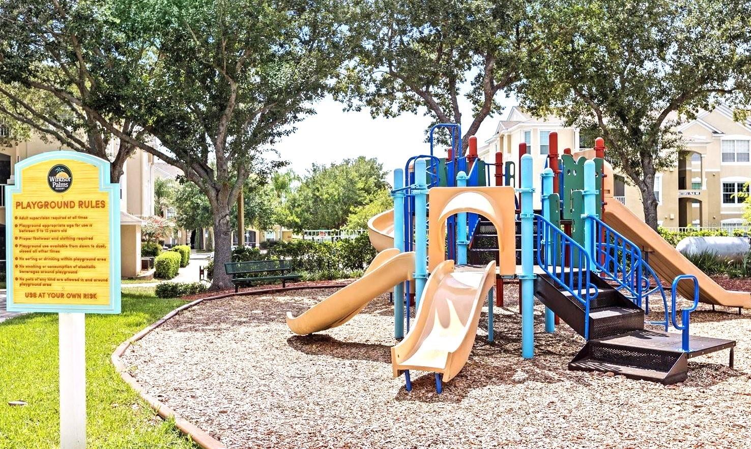 Image 41 of 44 For 8023 King Palm Circle