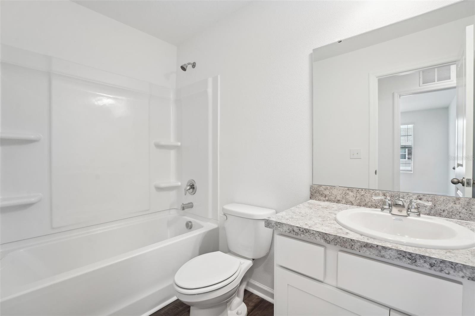 Image 22 of 46 For 11917 Sylvia Street