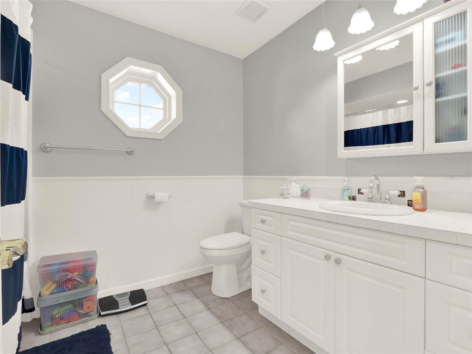 Image 26 of 46 For 4916 Winwood Way
