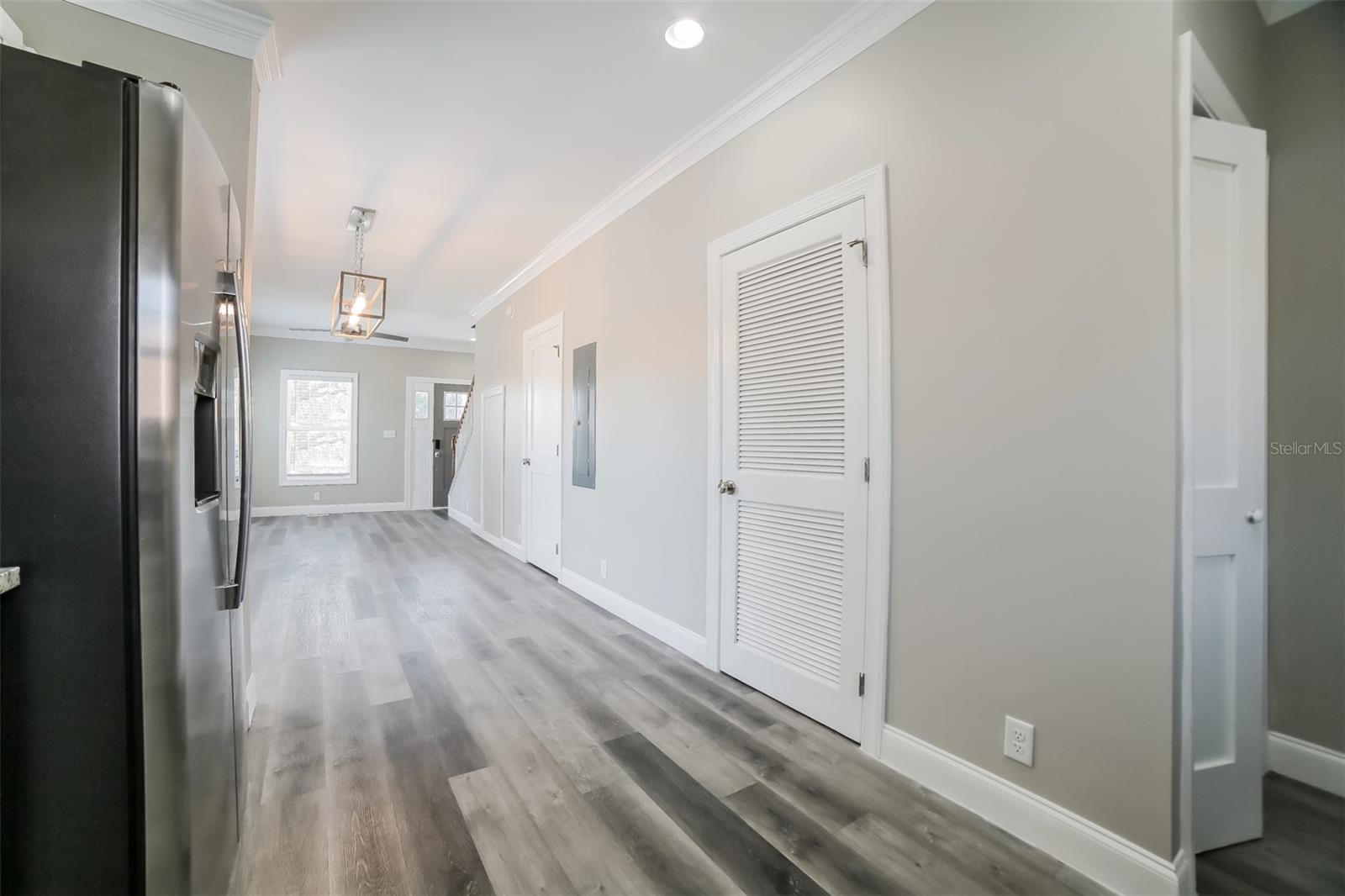 Image 7 of 17 For 2165 14th Avenue S