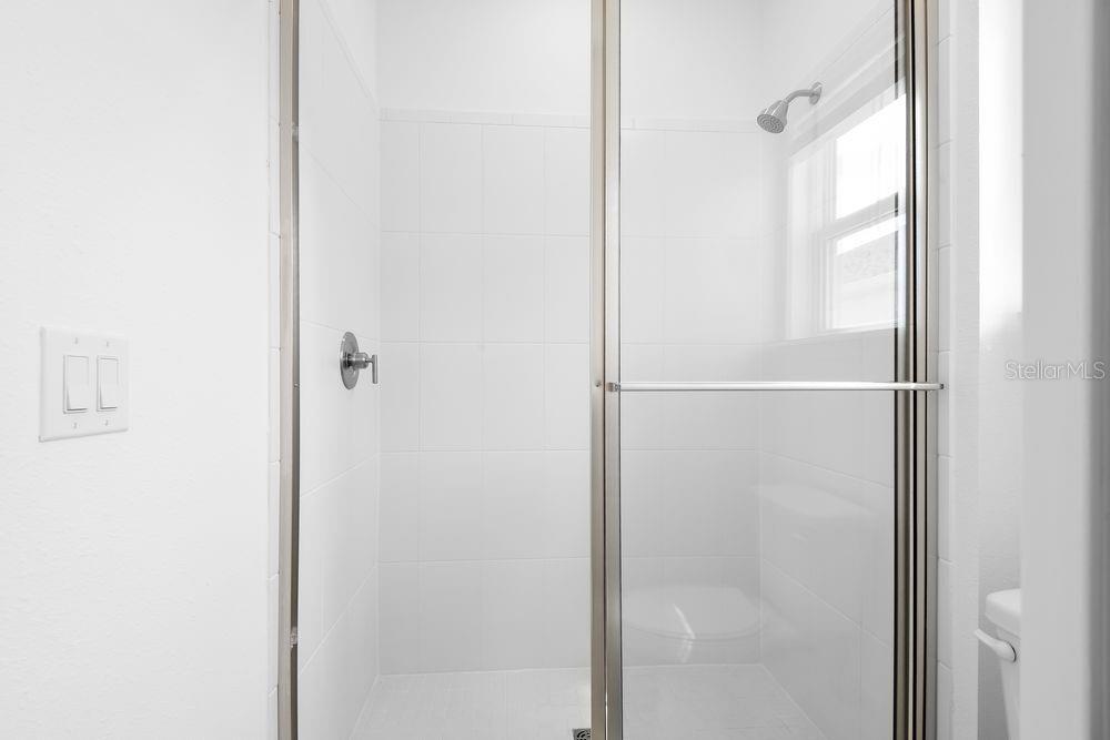 Image 23 of 40 For 853 Junonia Boulevard
