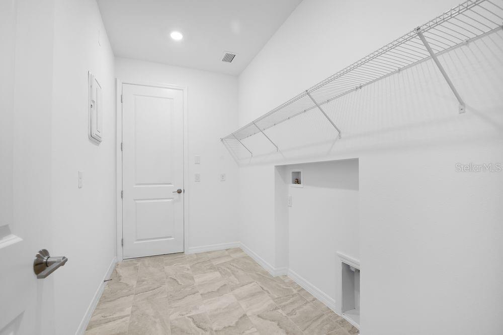 Image 30 of 40 For 853 Junonia Boulevard