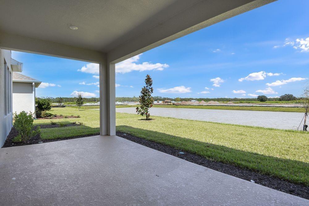 Image 32 of 40 For 853 Junonia Boulevard