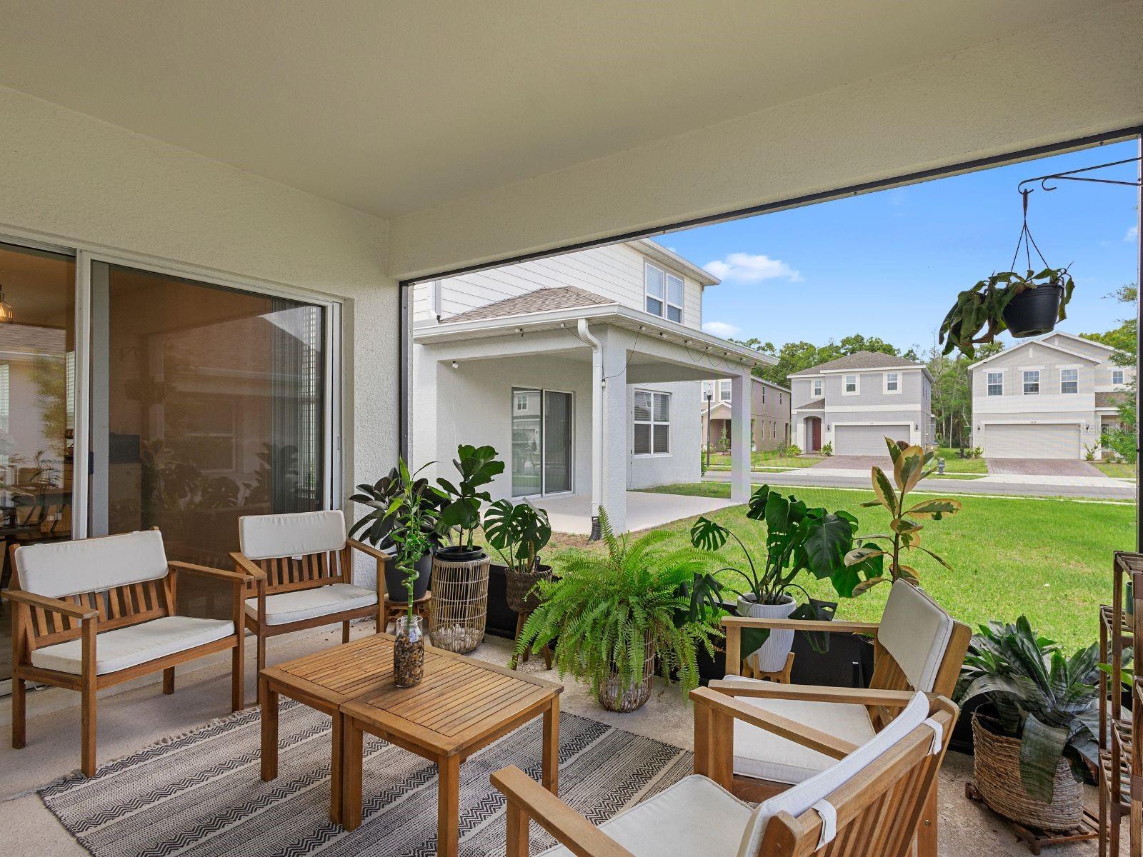 Image 6 of 39 For 5298 Royal Point Avenue