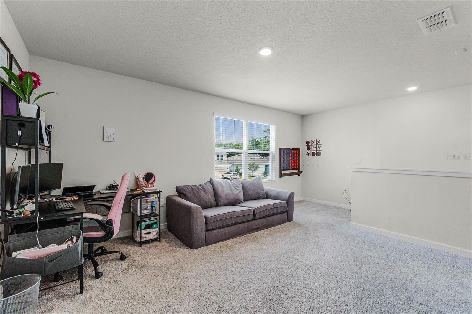 Image 12 of 35 For 5329 Royal Point Avenue