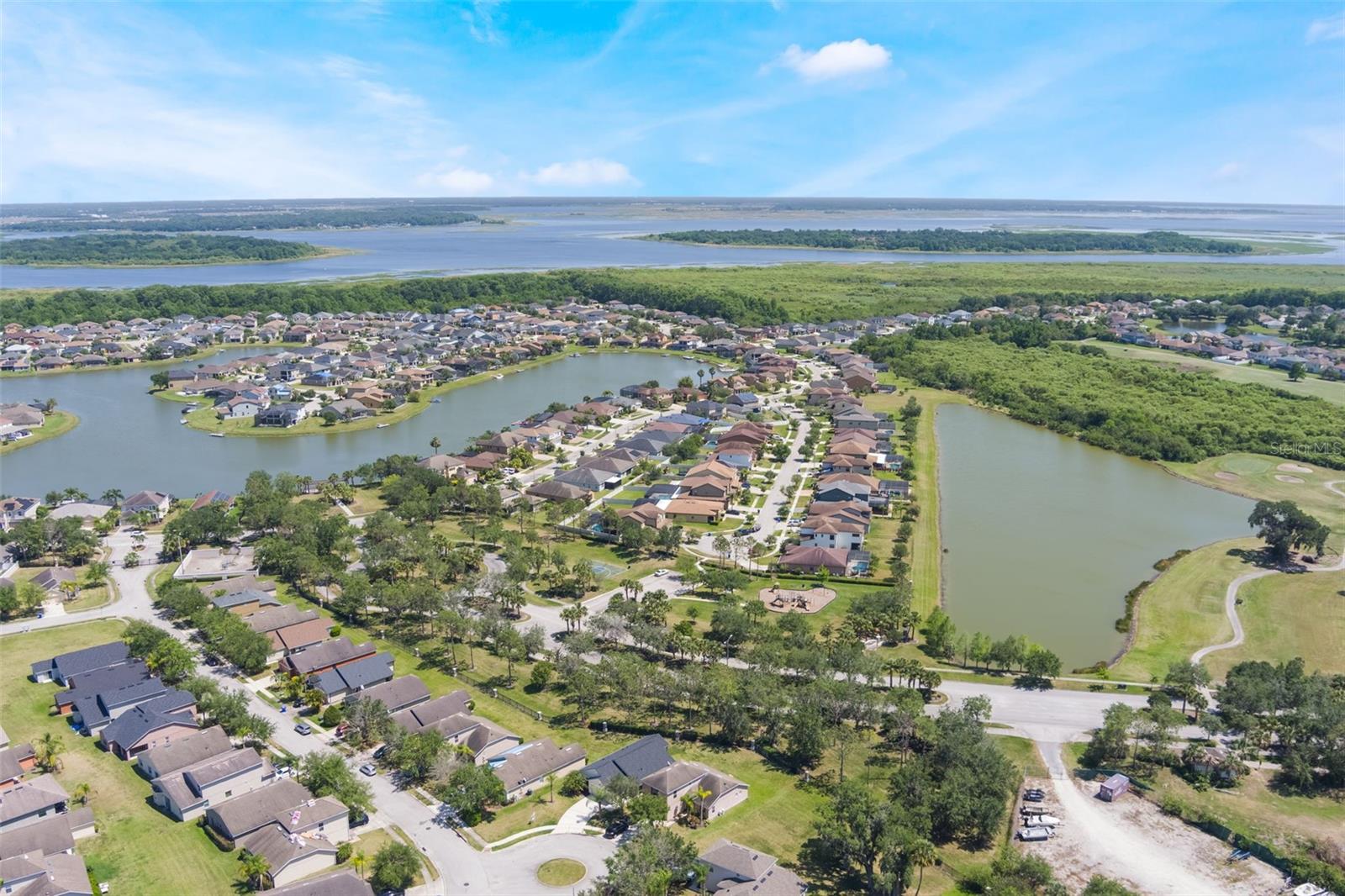 Image 40 of 49 For 1920 Commander Way