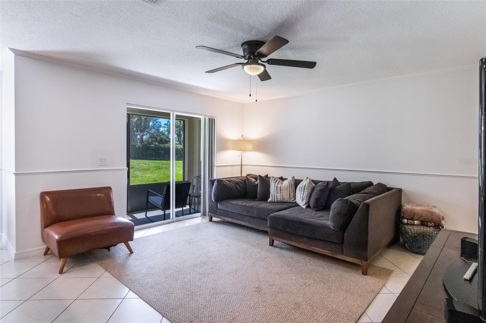 Image 7 of 49 For 1920 Commander Way