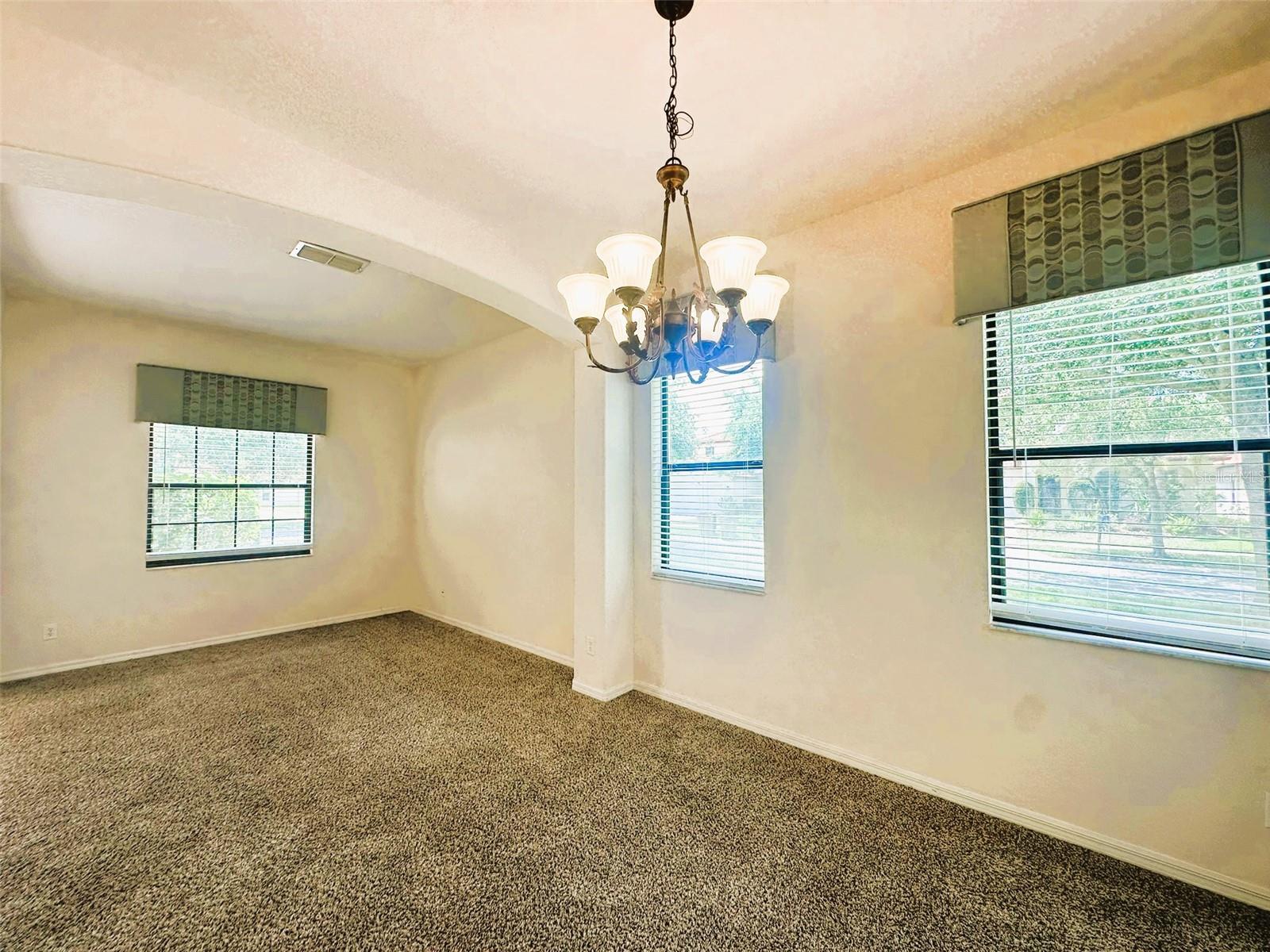 Listing photo id 9 for 2840 Roccella Court