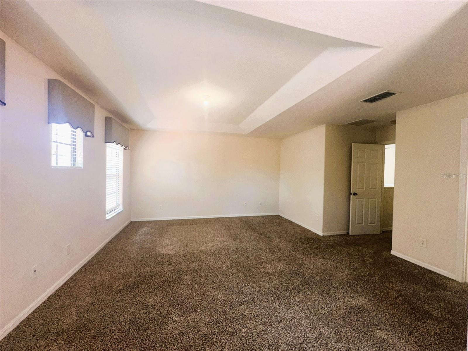 Listing photo id 23 for 2840 Roccella Court