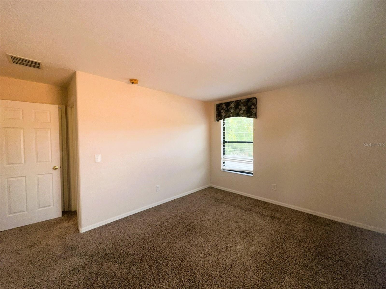Listing photo id 28 for 2840 Roccella Court