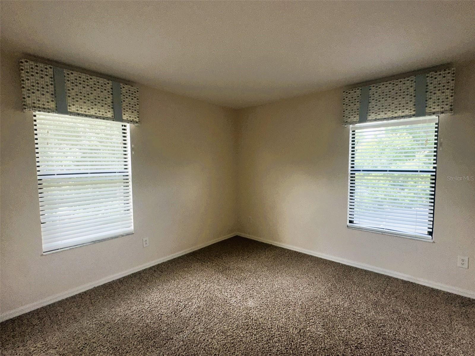 Listing photo id 36 for 2840 Roccella Court