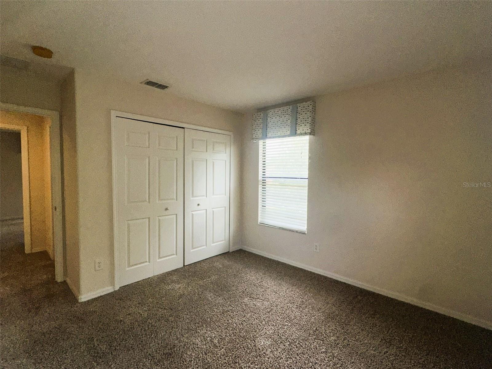 Listing photo id 37 for 2840 Roccella Court
