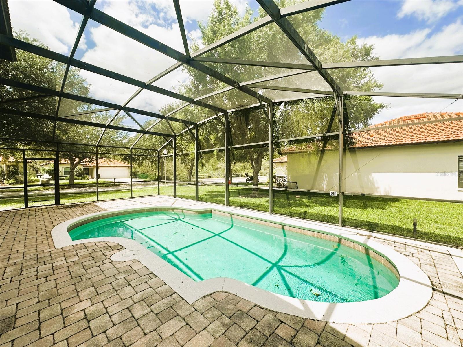 Listing photo id 45 for 2840 Roccella Court