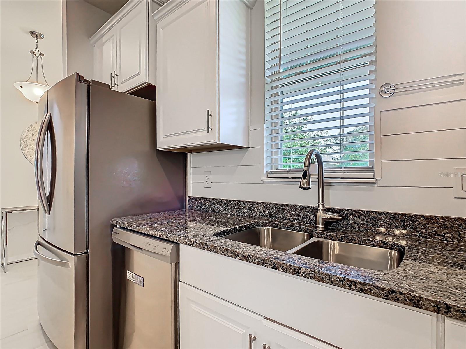 Image 11 of 73 For 9432 Komika Lane