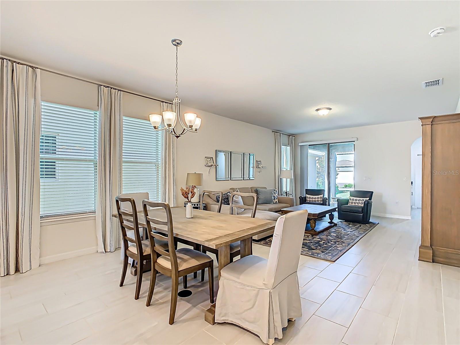 Image 16 of 73 For 9432 Komika Lane