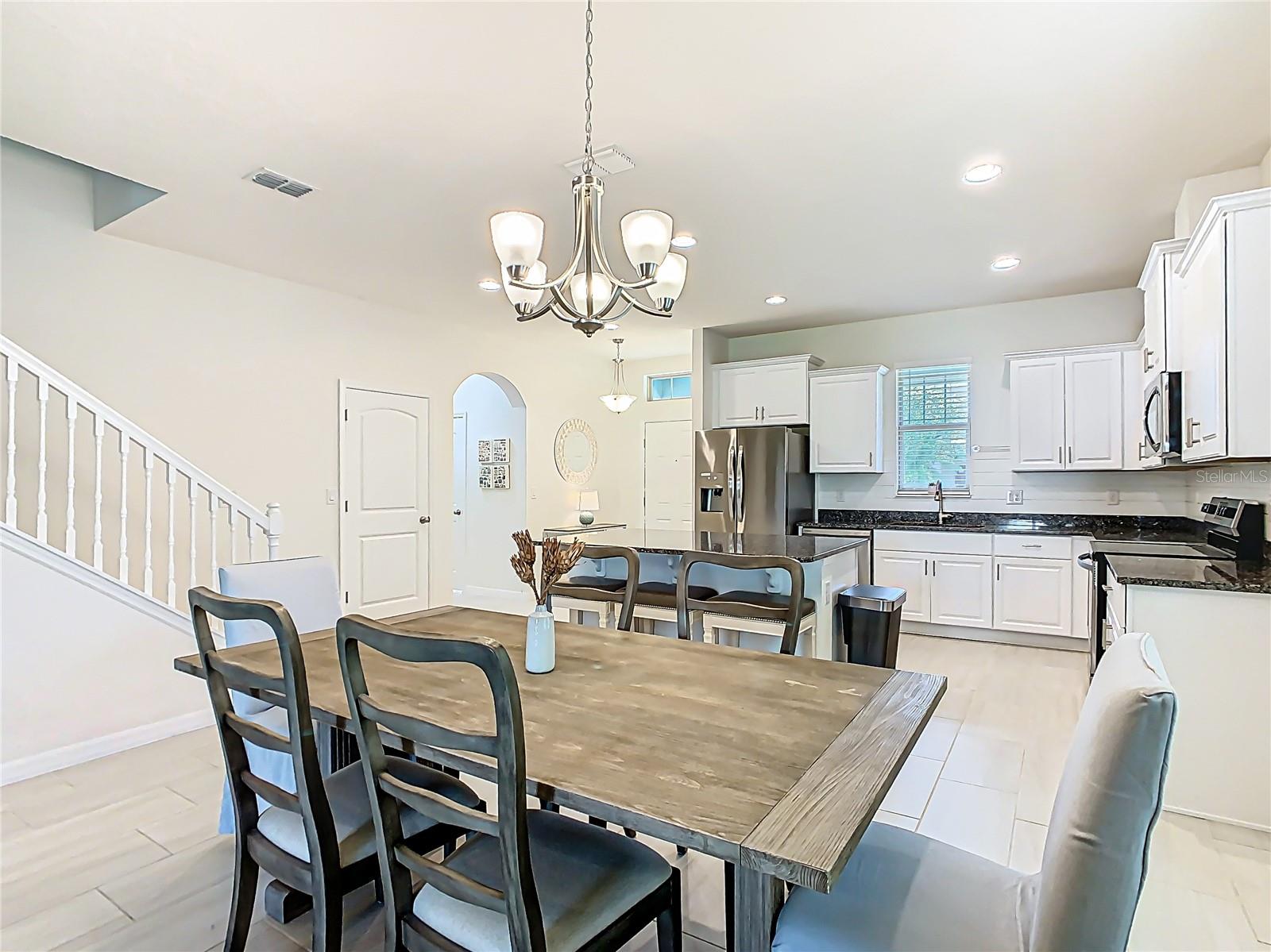 Image 18 of 73 For 9432 Komika Lane