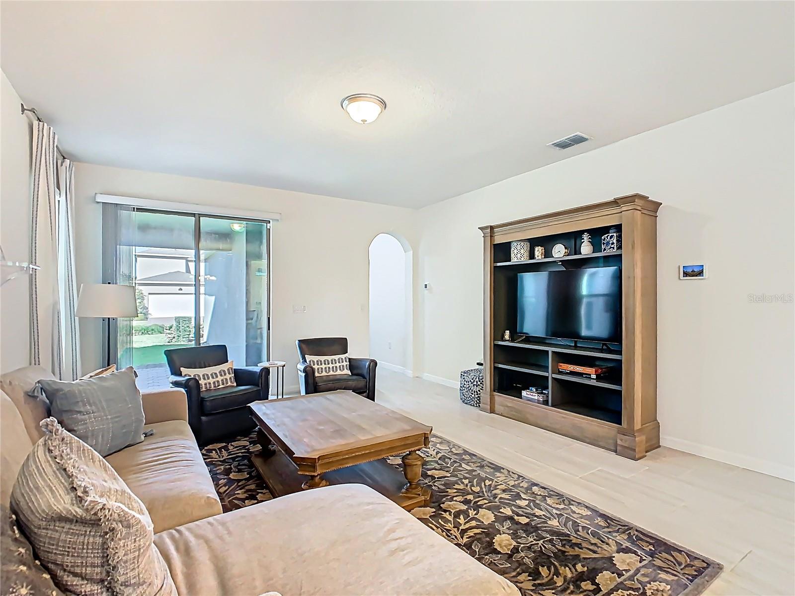 Image 20 of 73 For 9432 Komika Lane