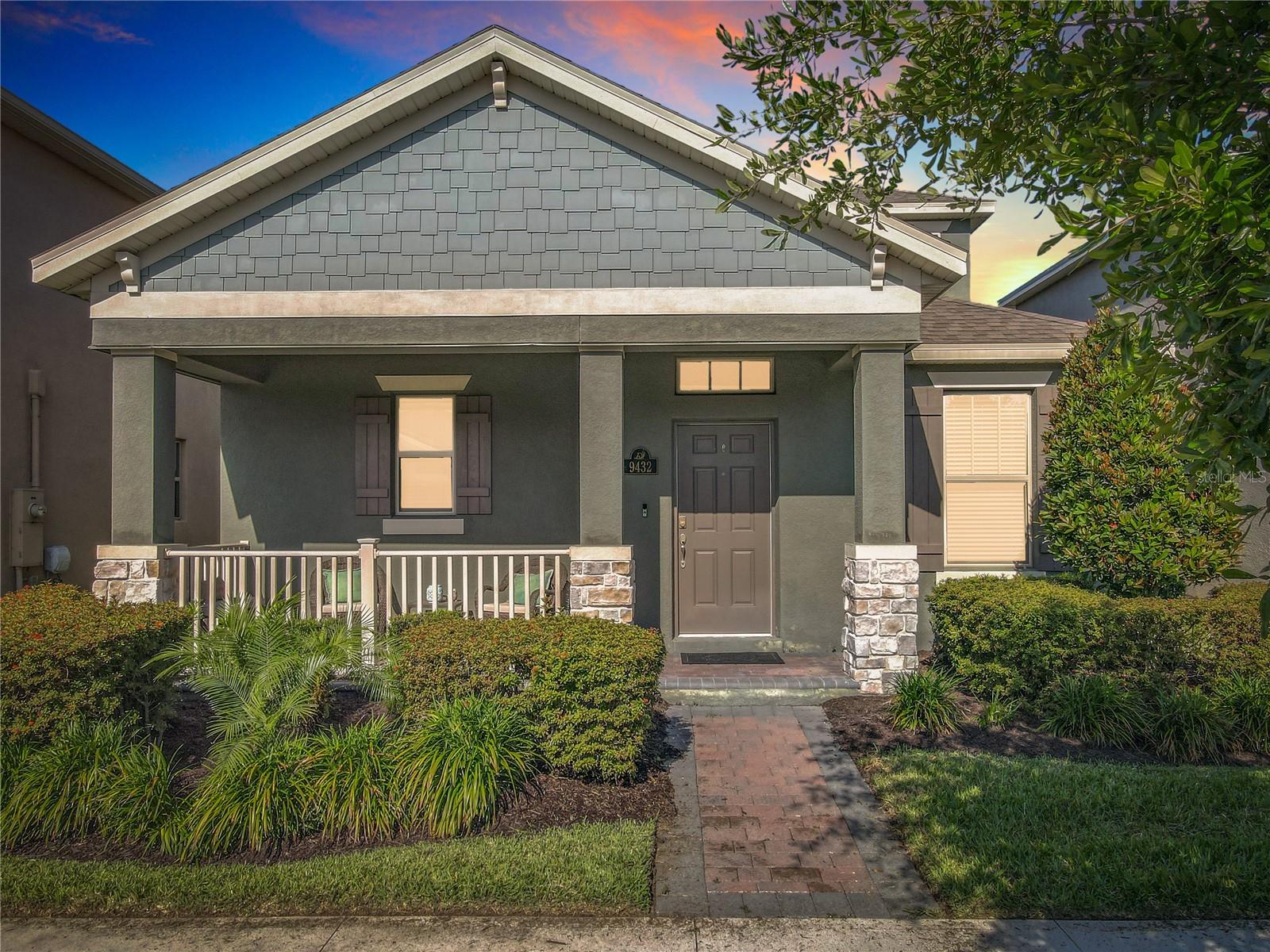 Image 4 of 73 For 9432 Komika Lane