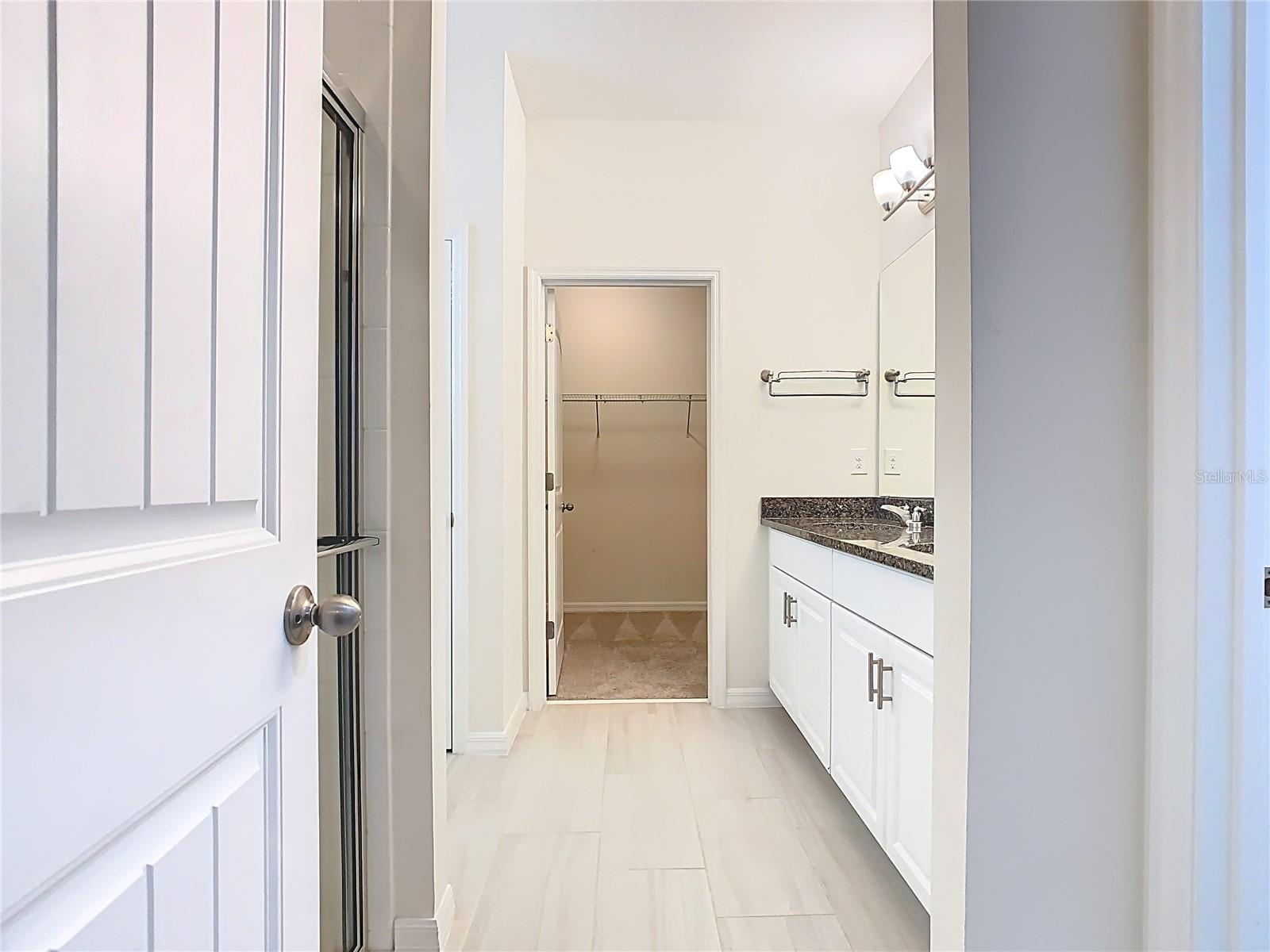 Image 42 of 73 For 9432 Komika Lane