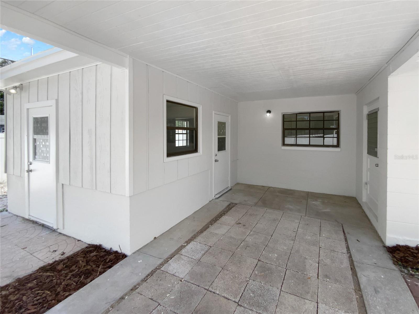 Image 10 of 28 For 701 71st Avenue N