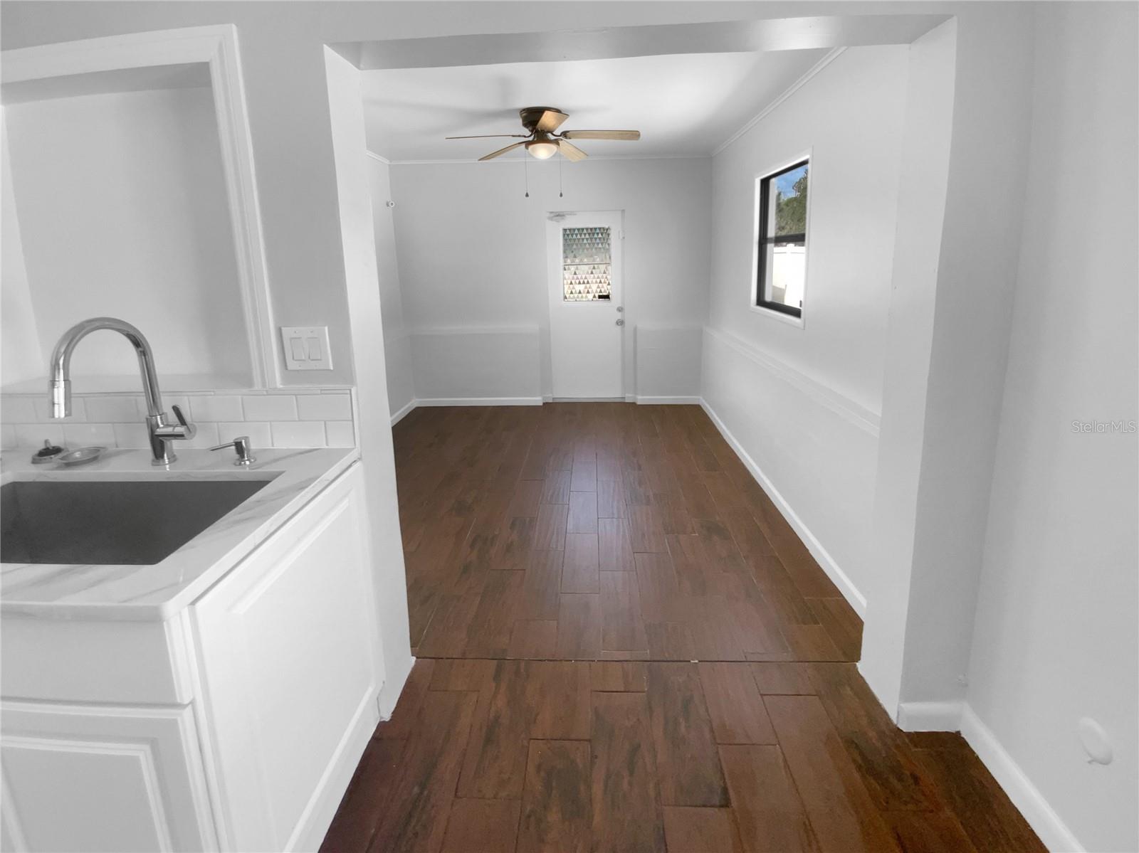 Image 13 of 28 For 701 71st Avenue N