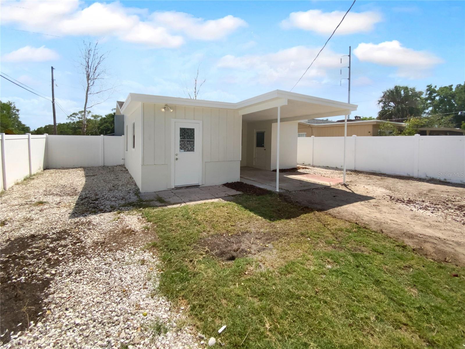 Image 14 of 28 For 701 71st Avenue N