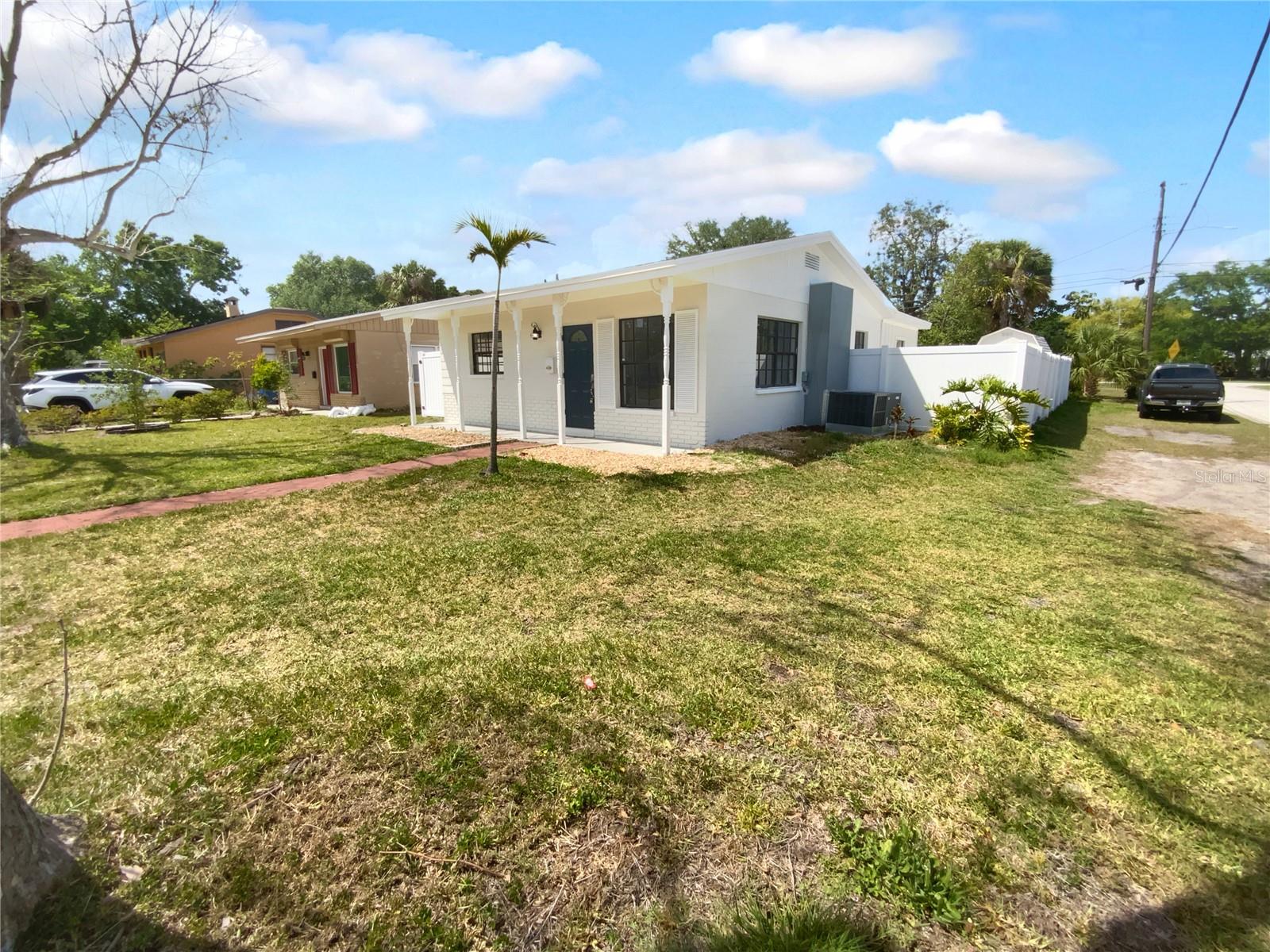 Image 26 of 28 For 701 71st Avenue N