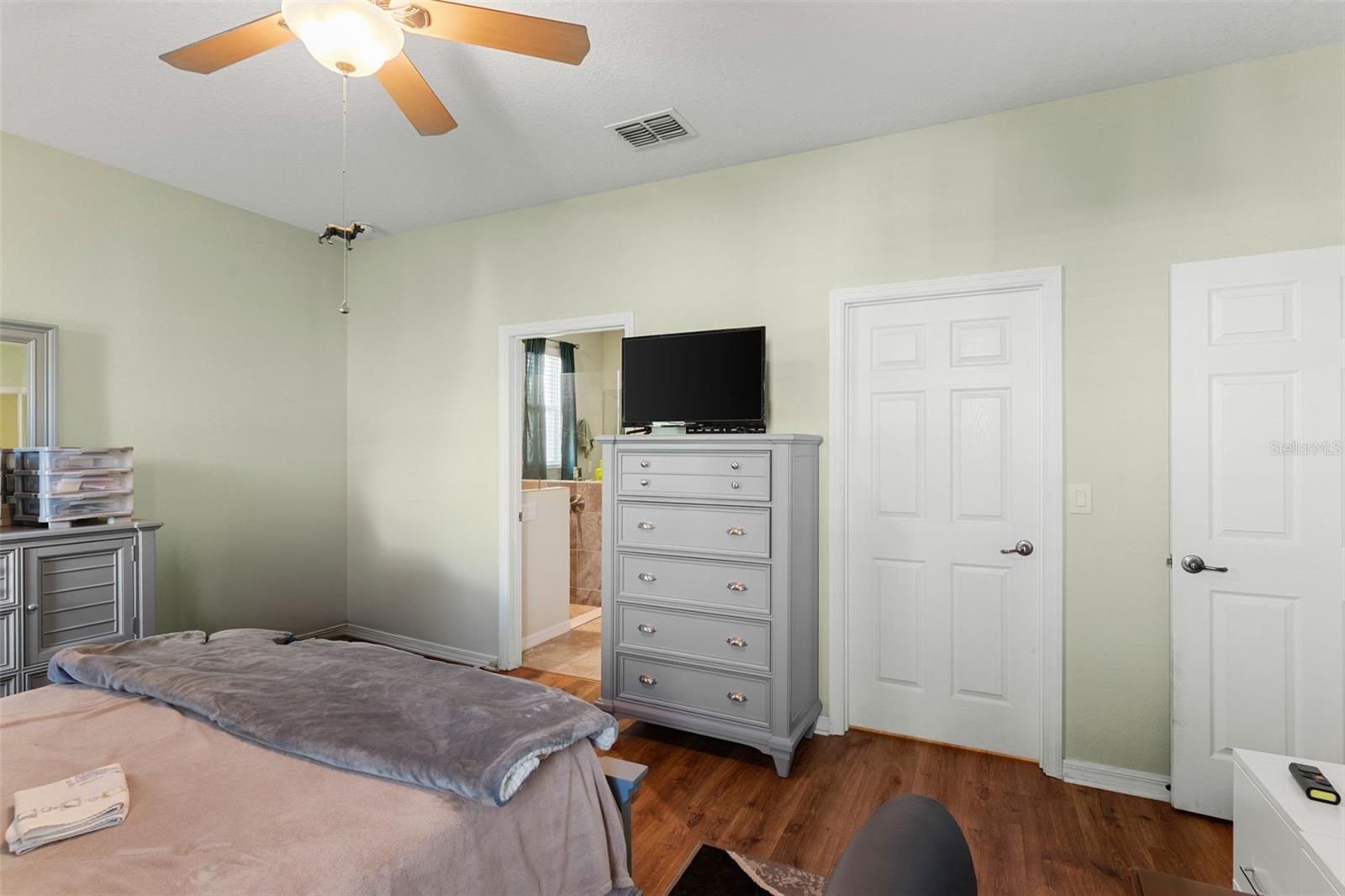 Image 14 of 29 For 8205 78th Terrace Road