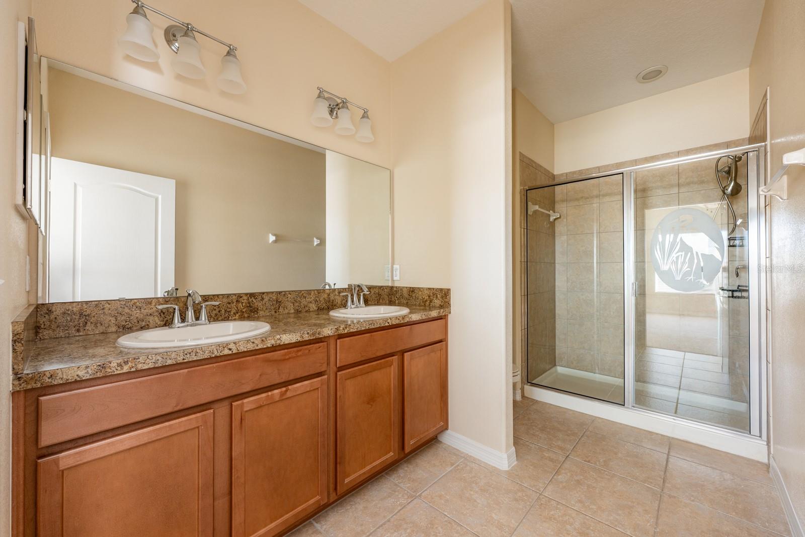 Image 26 of 41 For 3205 Sonesta Court F