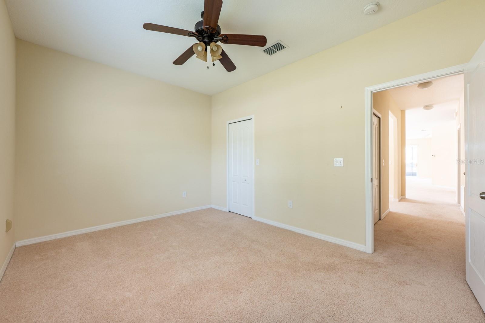 Image 32 of 41 For 3205 Sonesta Court F