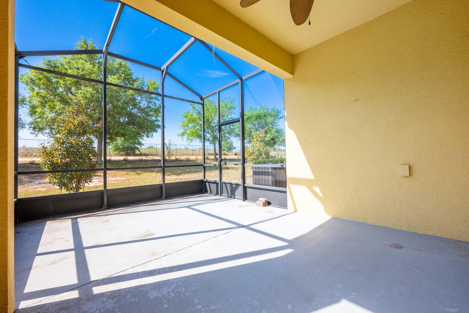 Image 36 of 41 For 3205 Sonesta Court F