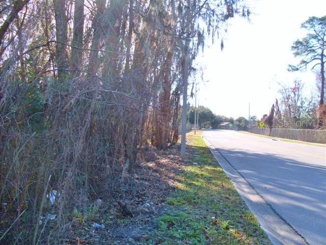Image 4 of 5 For Suburban Drive