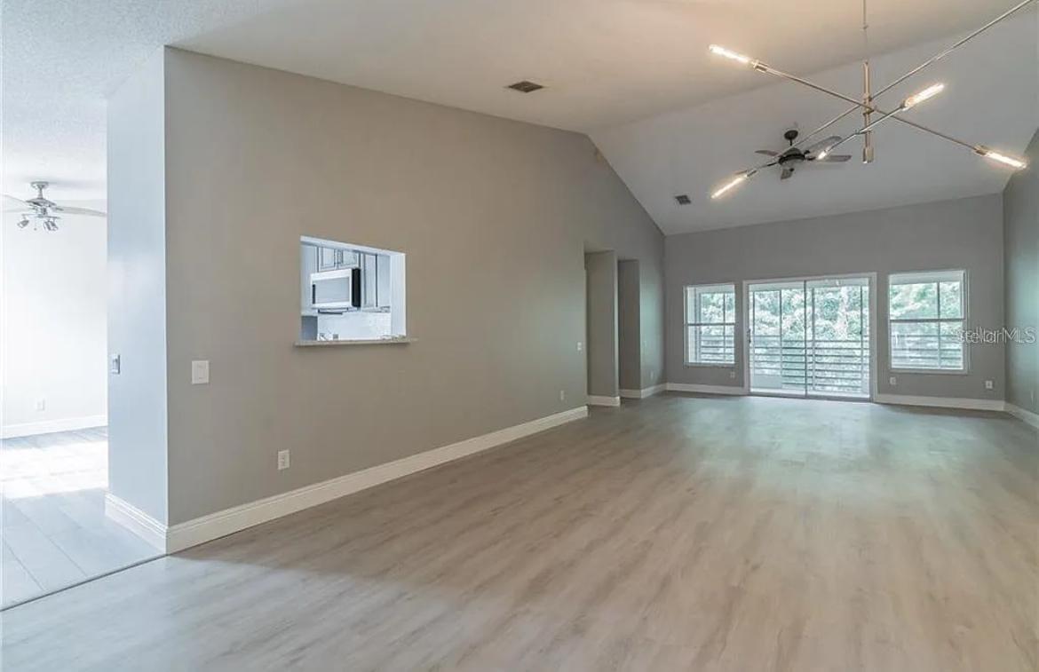 Image 16 of 34 For 5999 Lake Pointe Drive 602