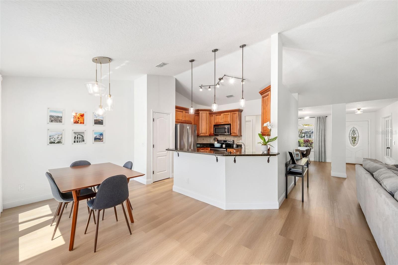 Image 11 of 34 For 1624 Malcolm Pointe Drive