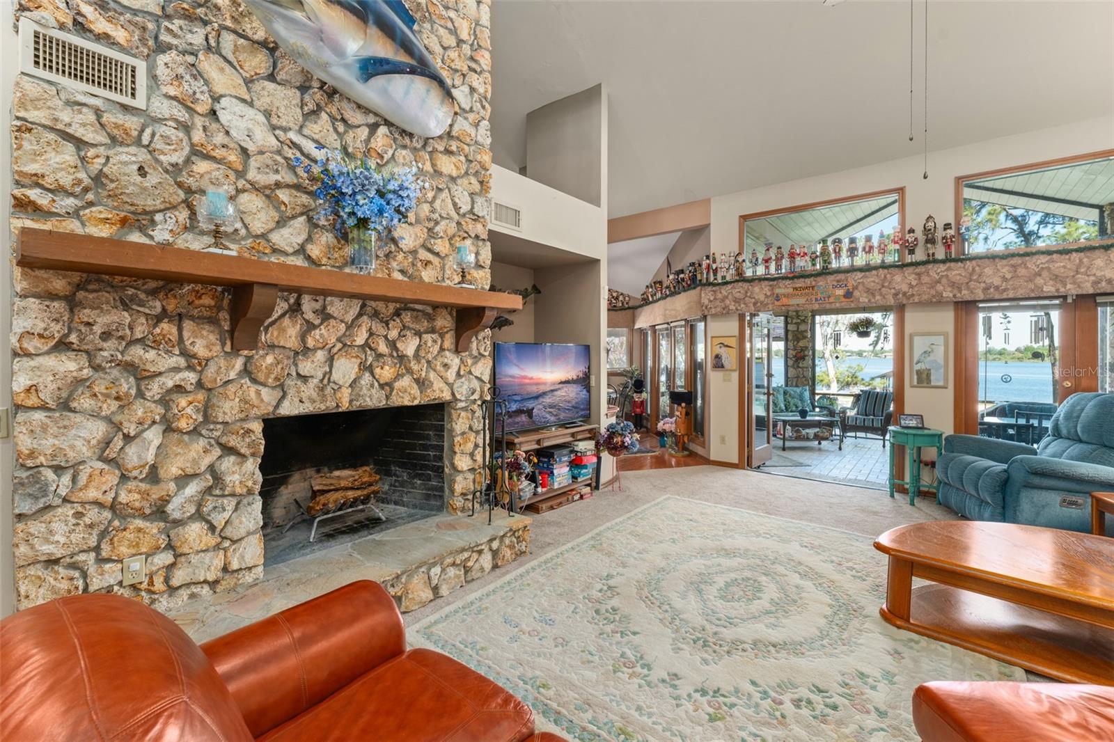 Image 23 of 37 For 2926 Marquesas Ct