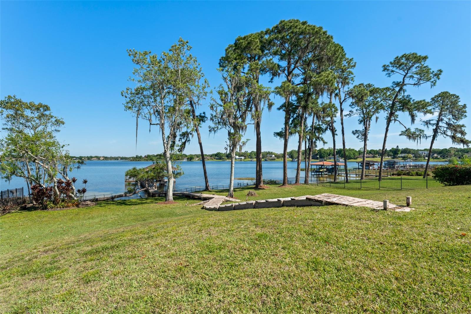 Image 31 of 37 For 2926 Marquesas Ct