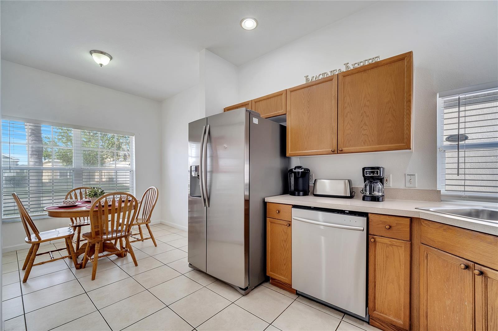 Image 10 of 61 For 8118 Fan Palm Way