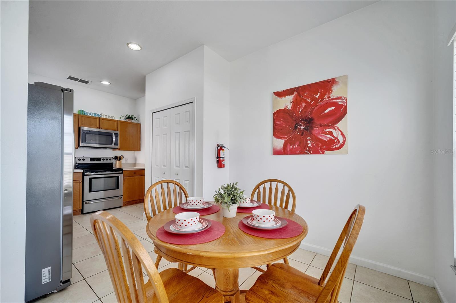 Image 13 of 61 For 8118 Fan Palm Way