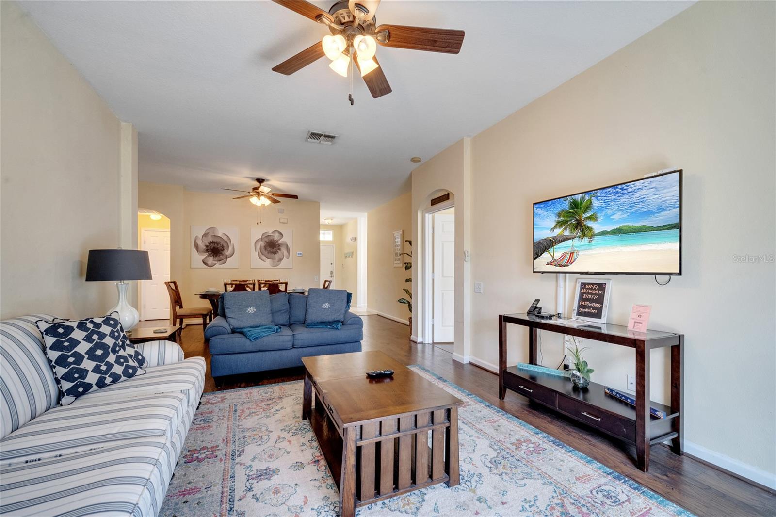 Image 20 of 61 For 8118 Fan Palm Way