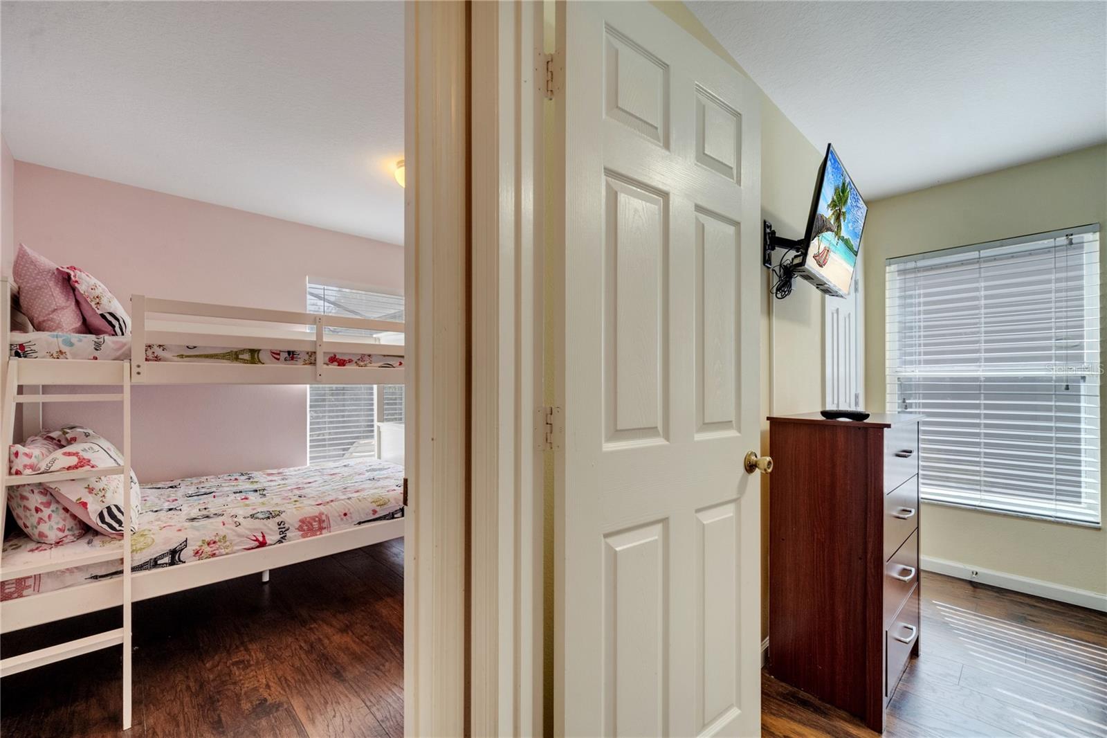Image 30 of 61 For 8118 Fan Palm Way