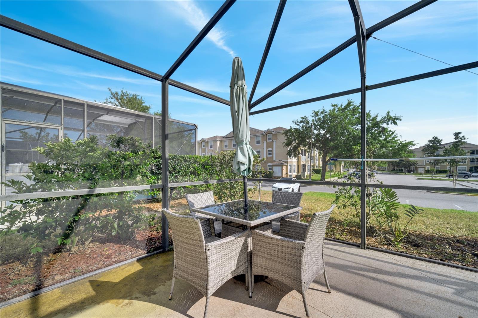 Image 42 of 61 For 8118 Fan Palm Way