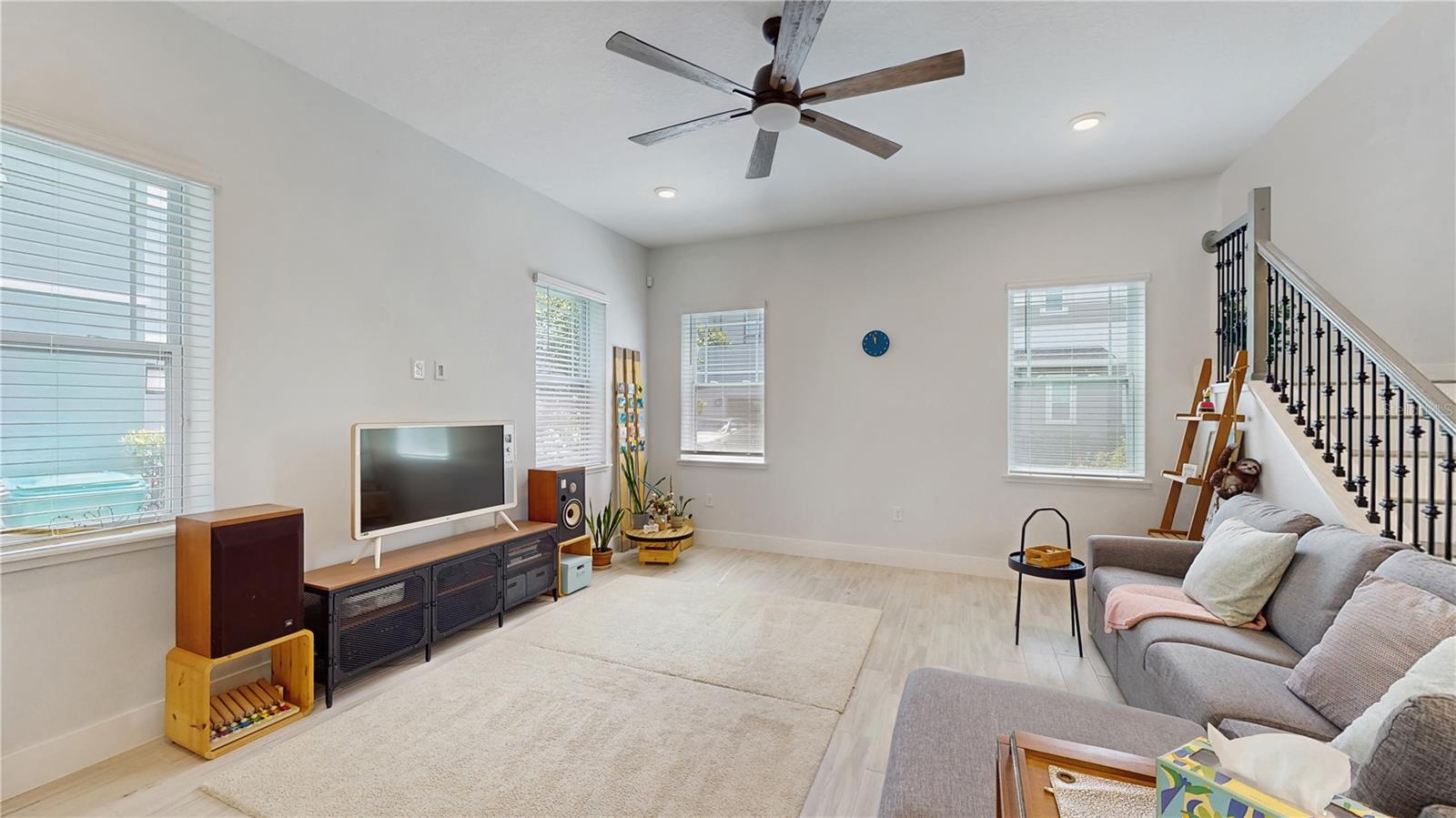 Image 6 of 39 For 13241 Cormack Lane
