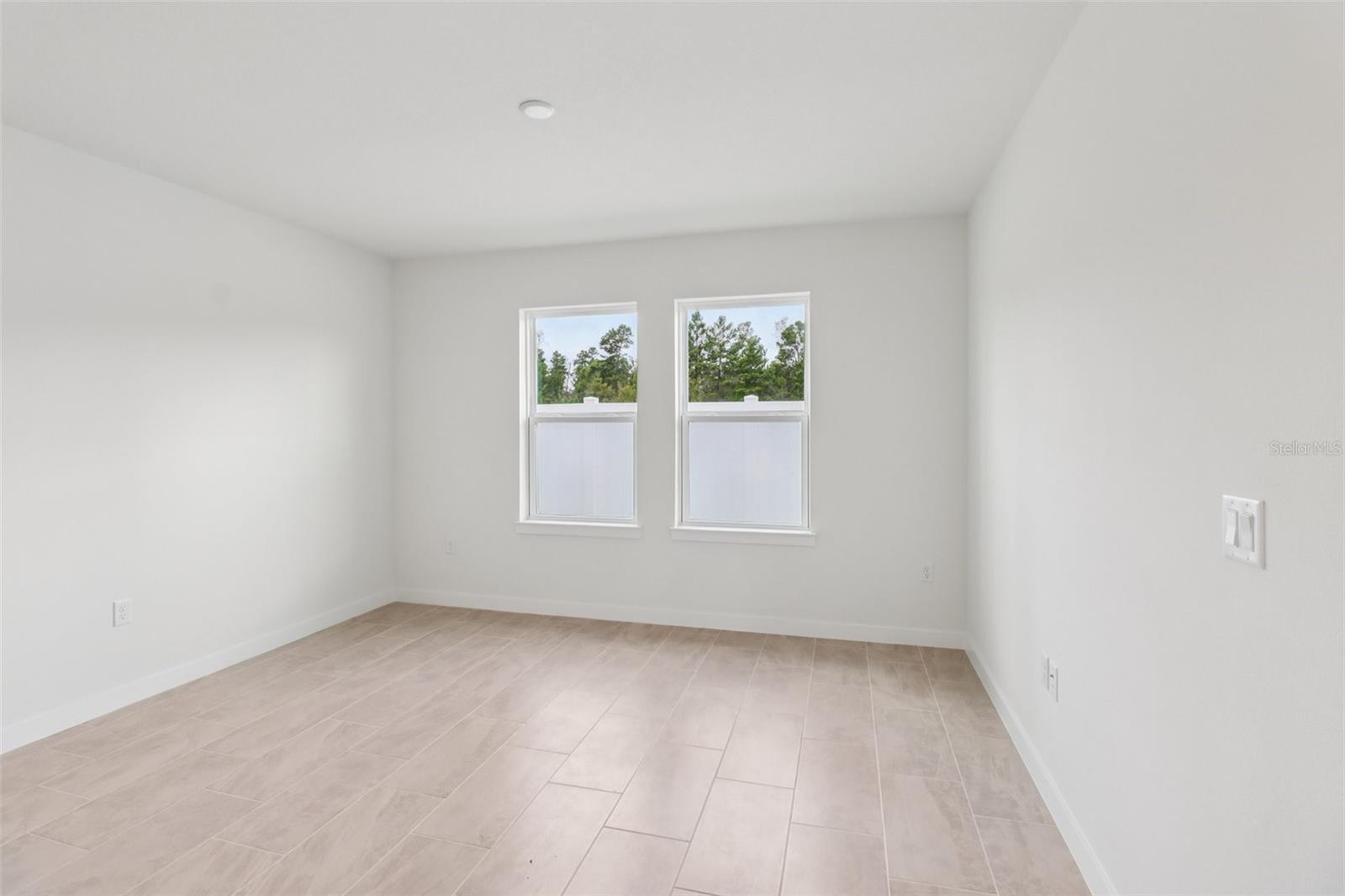 Image 5 of 27 For 6446 Horseshoe Lane Way